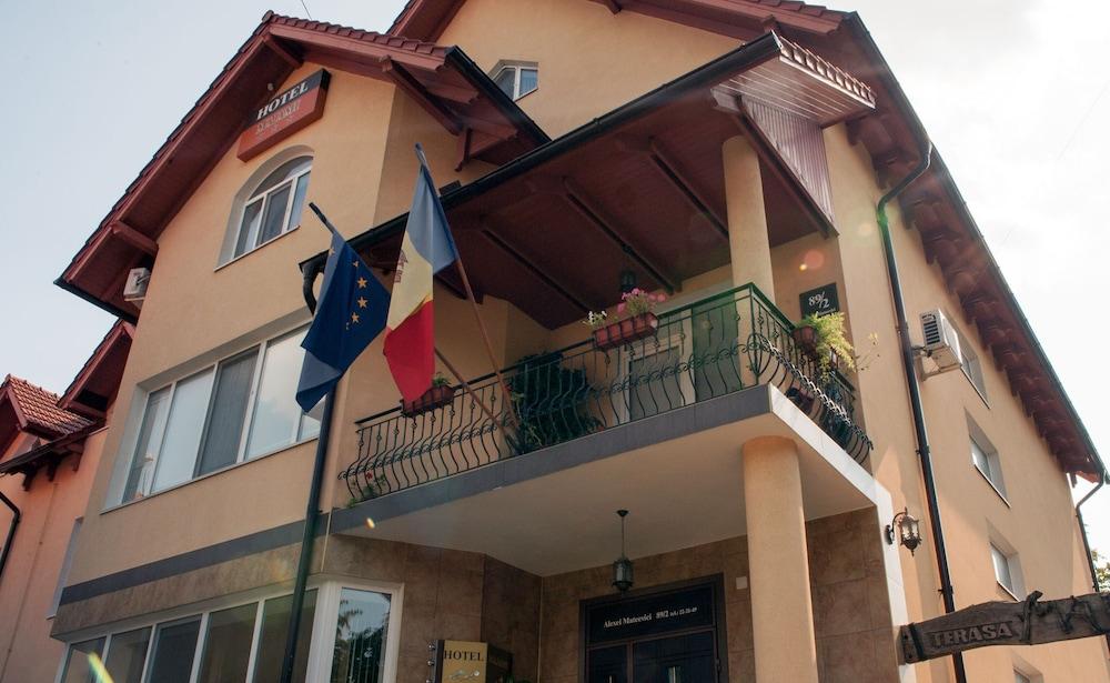 Majami Hotel Chisinau Bagian luar foto