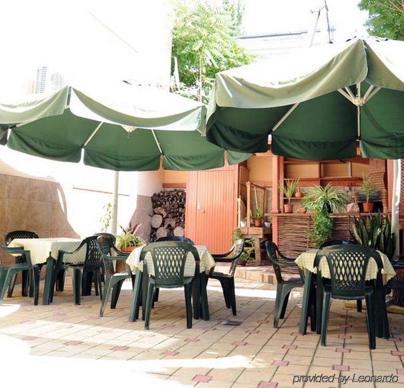 Majami Hotel Chisinau Bagian luar foto