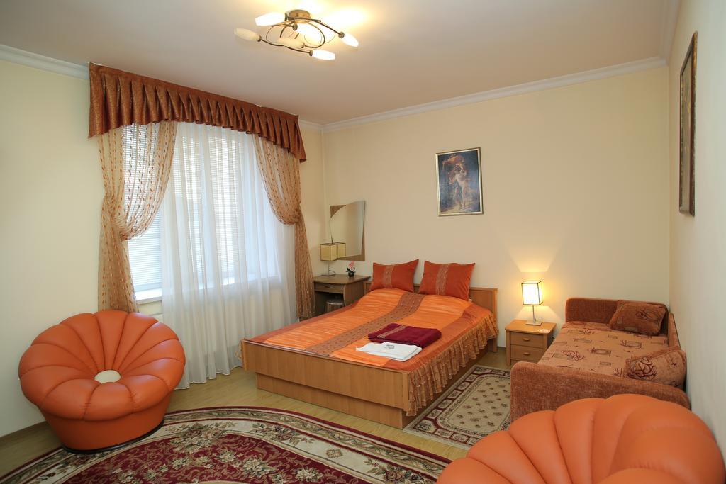 Majami Hotel Chisinau Bagian luar foto