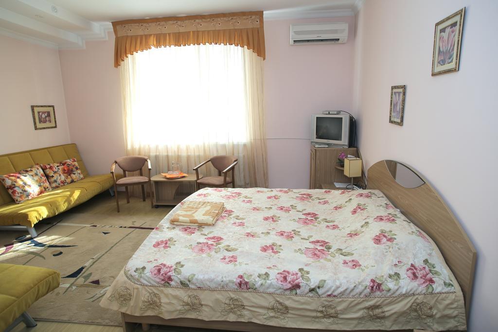 Majami Hotel Chisinau Bagian luar foto